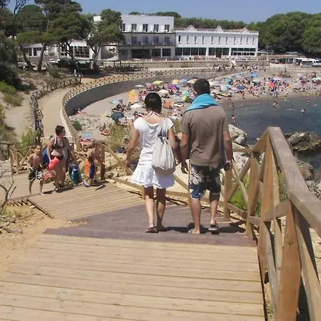 With Air Conditioning And Communal Pool Apartment L'Escala
