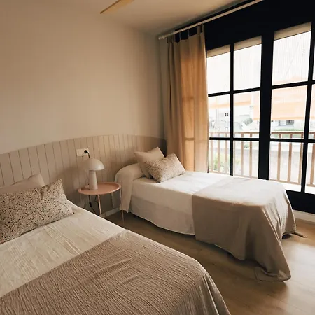 With Air Conditioning And Communal Pool Apartment *